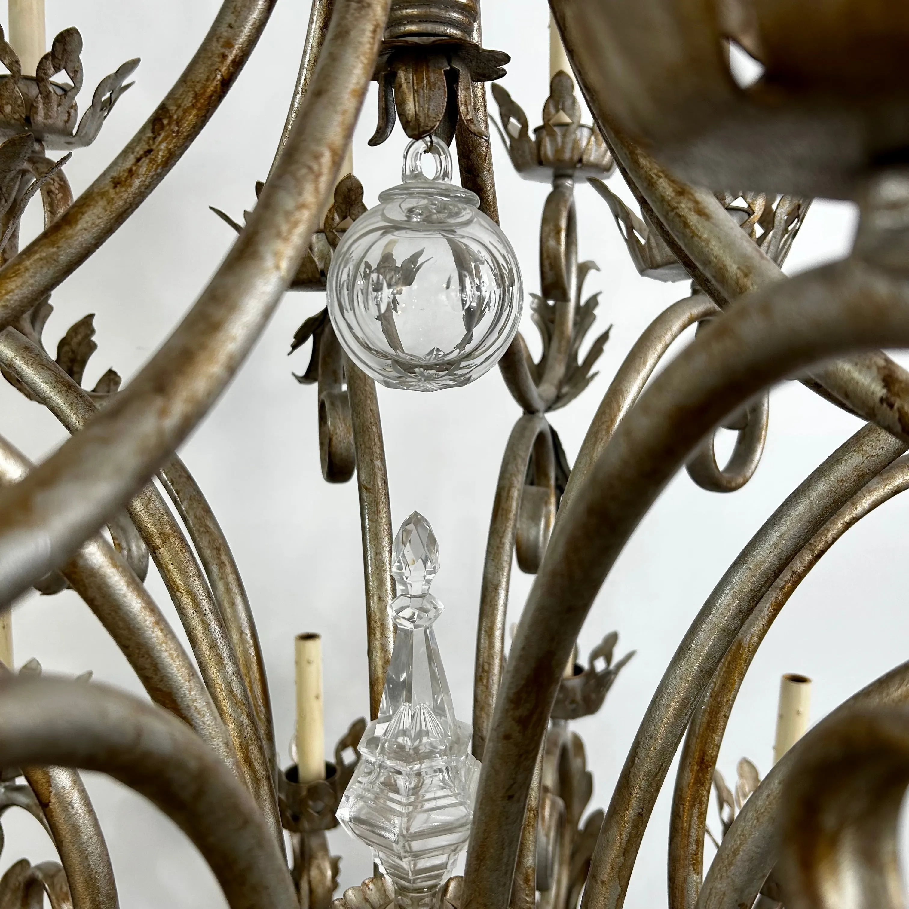 Originals 22 Crystal Chandelier, Extra Large, Silvery Gold, 24 Candle Sticks
