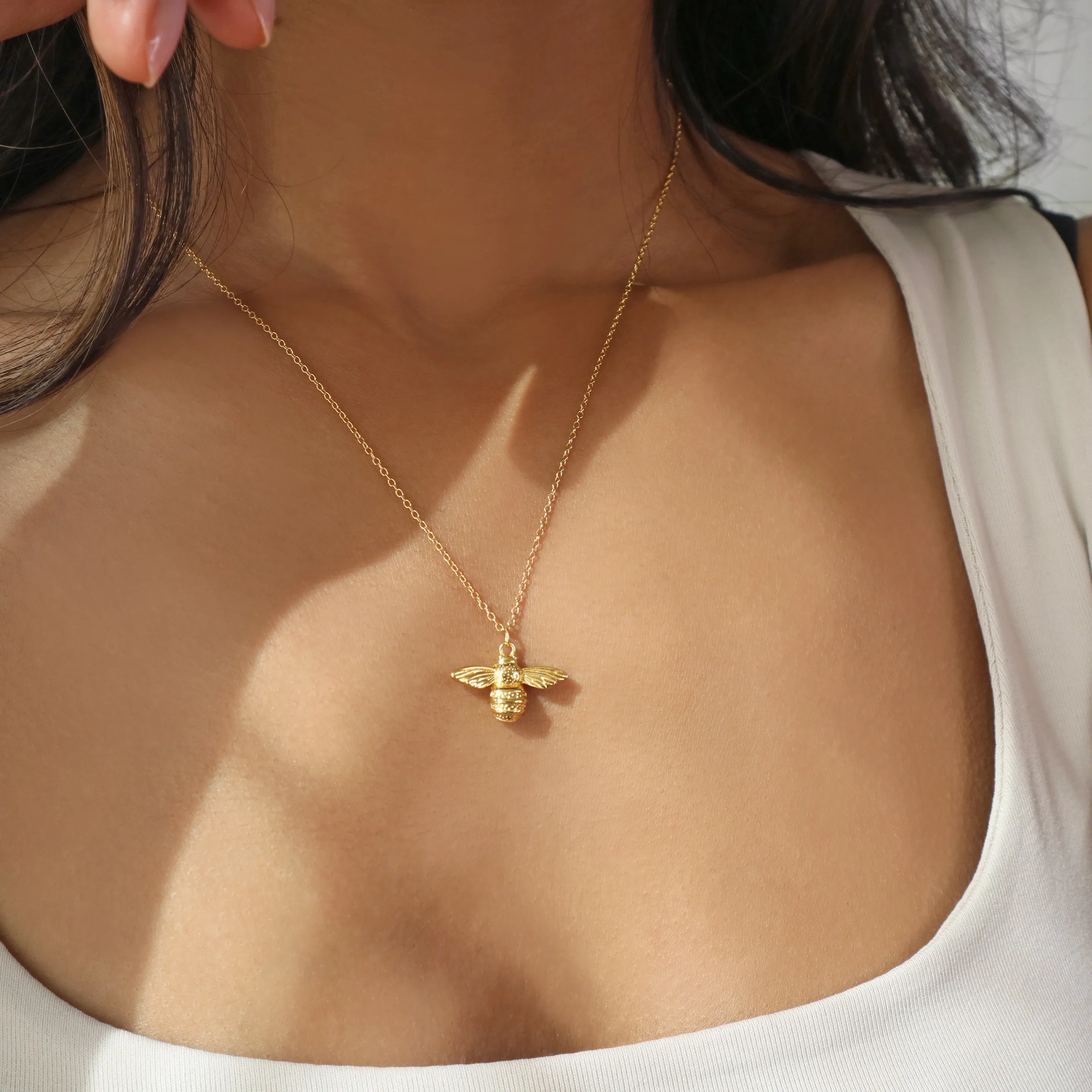 Queen Bee Necklace (Gold)