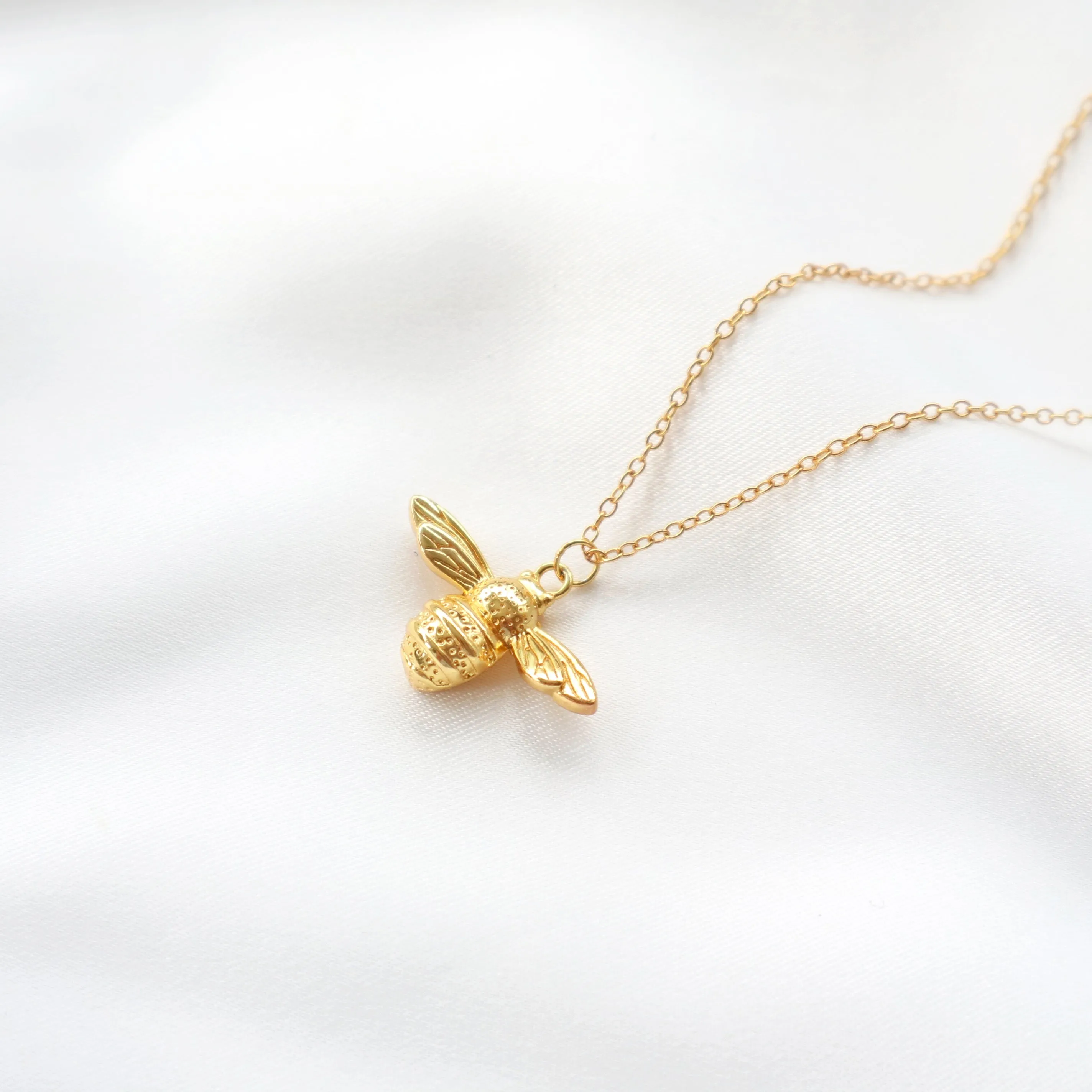 Queen Bee Necklace (Gold)