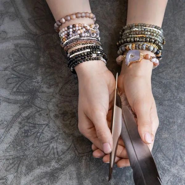 Scout Stone Wrap - Mexican Onyx - Stone of Confidence